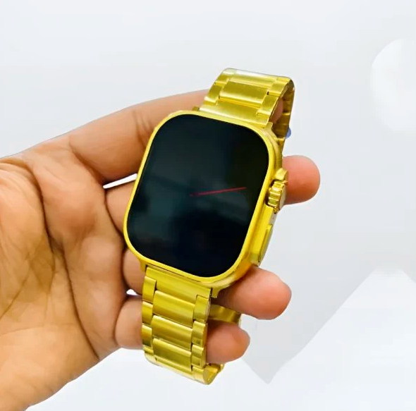 Smart Watch Gold Design